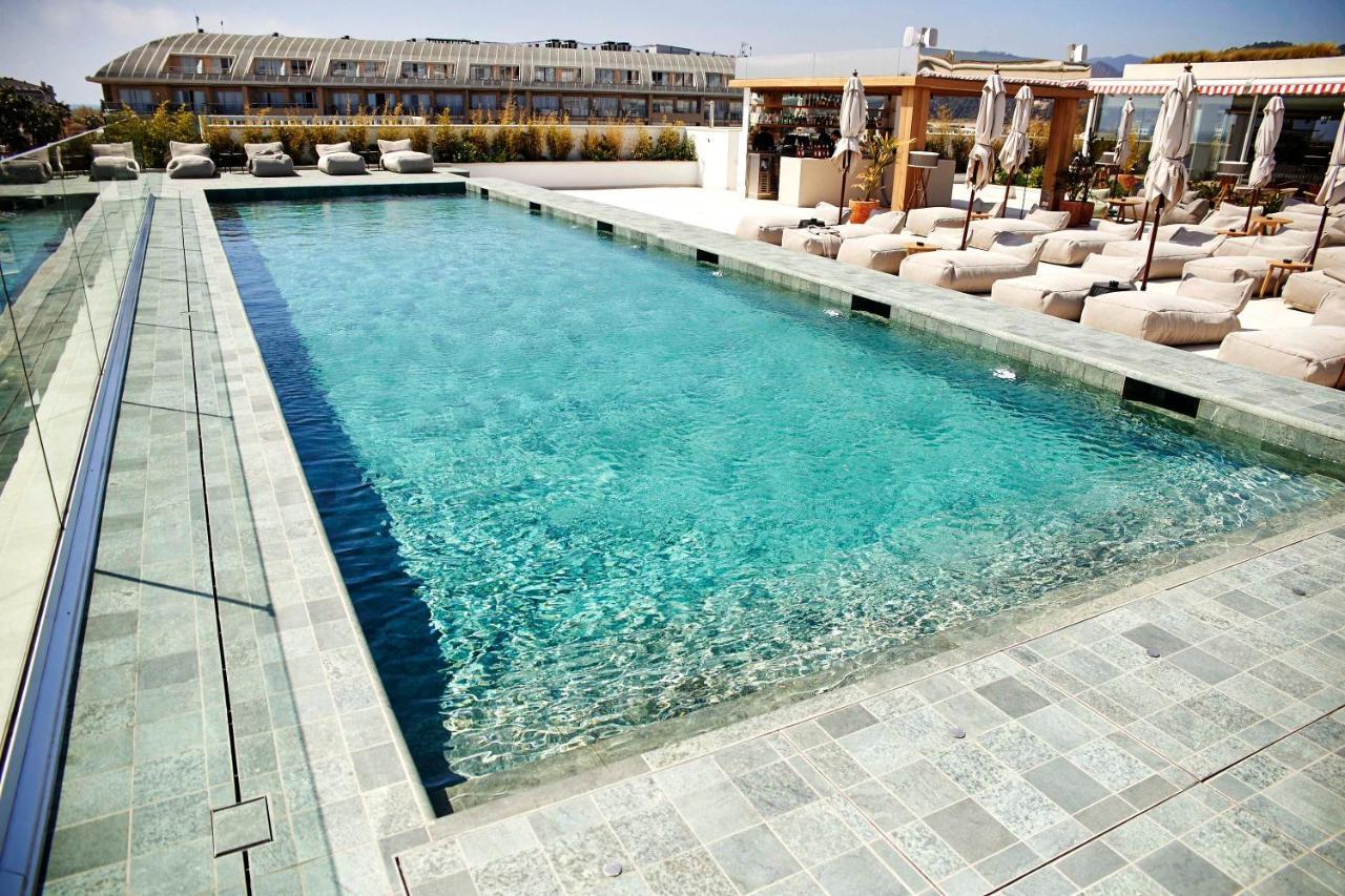 Atzavara Hotel & Spa Санта-Сусанна Экстерьер фото Rooftop pool at the Hotel