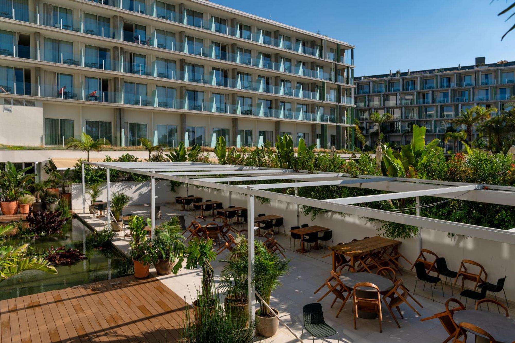 Atzavara Hotel & Spa Санта-Сусанна Экстерьер фото The Westin Resort and Spa, Playa Mujeres