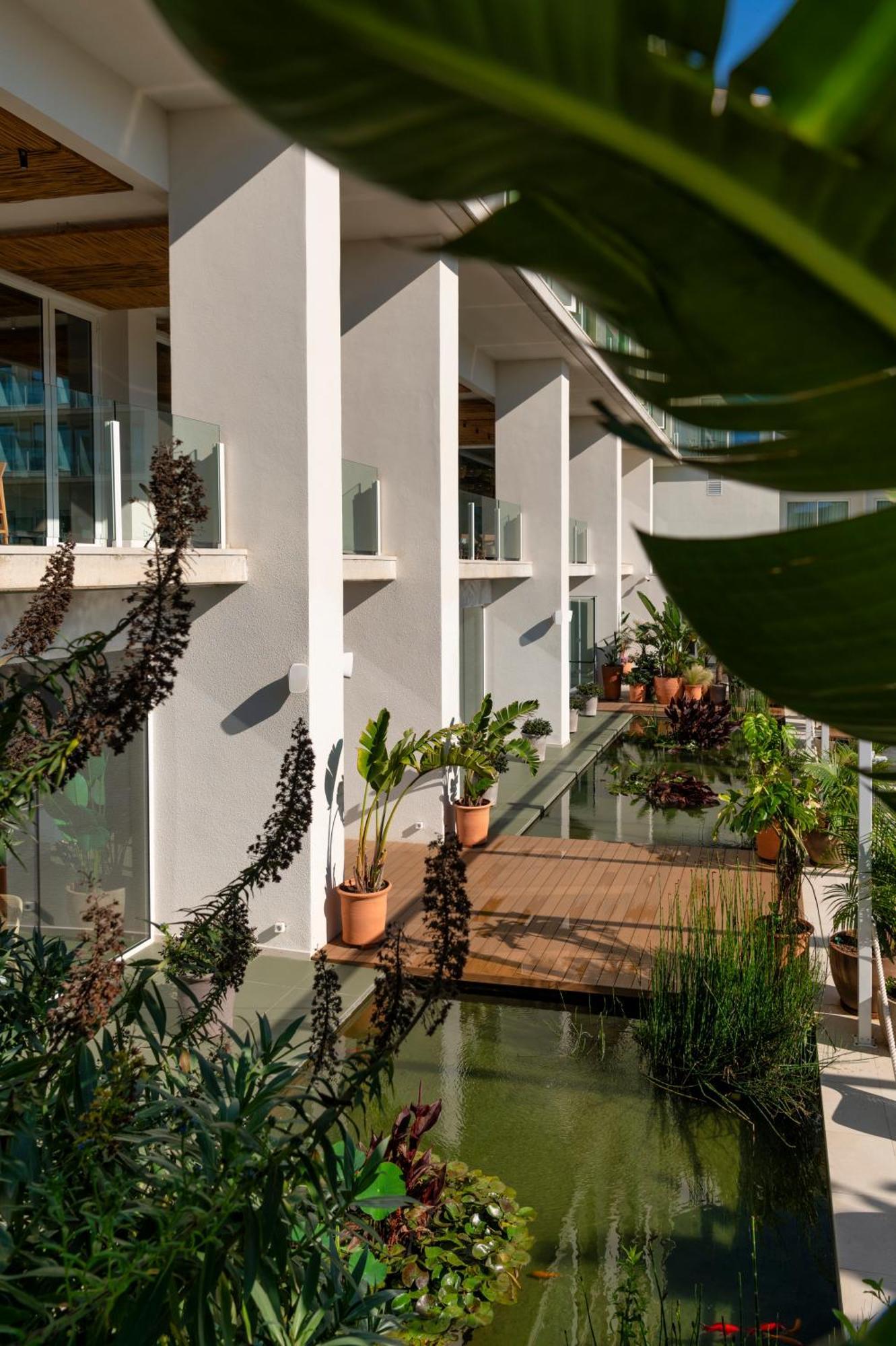 Atzavara Hotel & Spa Санта-Сусанна Экстерьер фото The balconies